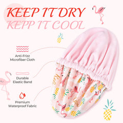 Gorro impermeable de Aileam en rosa con flamencos para cabello limpio y protegido.