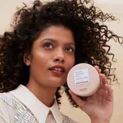 Alfaparf Milano Lisse Design Keratin Therapy, aplicación en cabello para peinado suave
