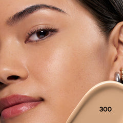 Almay Clear Complexion Concealer, cobertura-total-textura-suave: acabado natural para uso diario