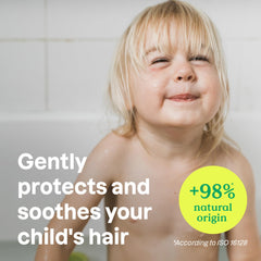 ATTITUDE acondicionador niños, textura crema suave para peinar sin enredos.