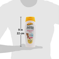 Loción Arnica de Avena Instituto Español para zonas varicosas, cuidado suave y apoyo estético.
