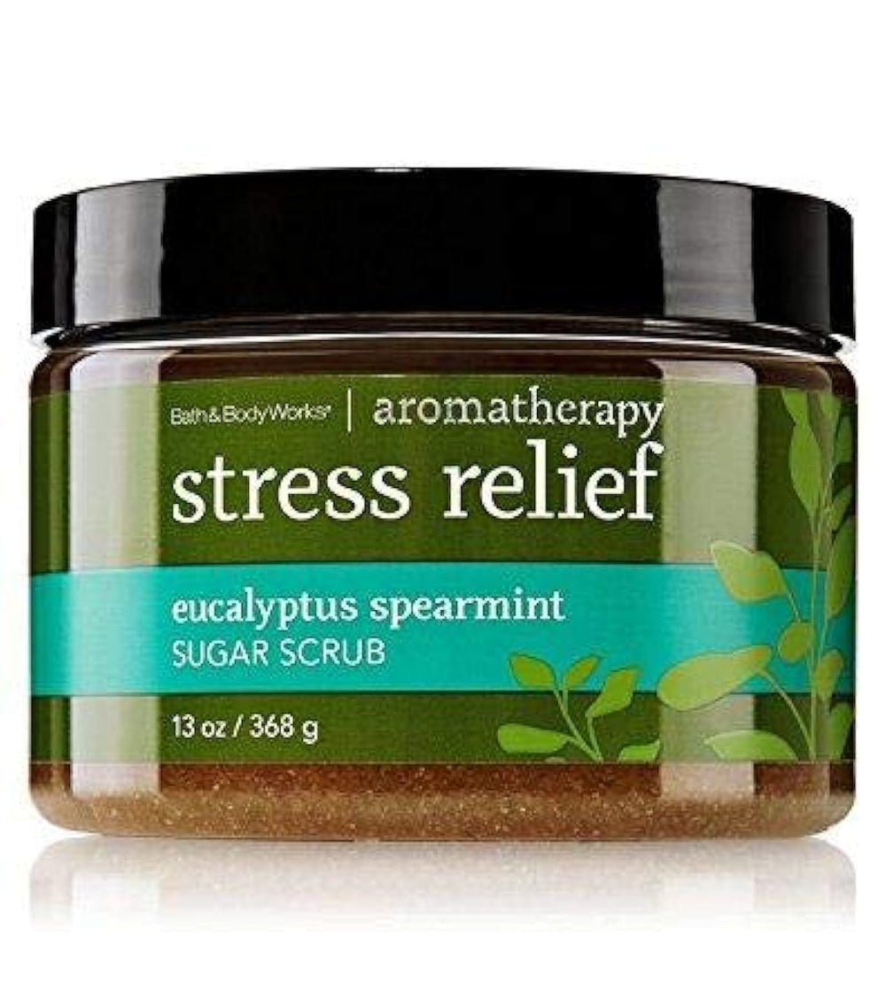 Bath & Body Works exfoliante de azúcar con eucalipto y menta para piel suave y hidratada.