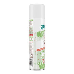 Volumen inmediato con Batiste Bare Champú Seco para un look más lleno.