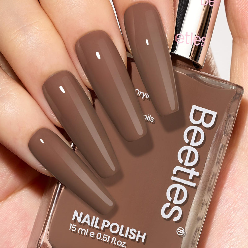 Beetles Mocha Mousse esmalte marrón oscuro con brillo sedoso para uñas
