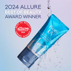 Aplicación diaria rápida de Biore UV Aqua Rich para rostro.