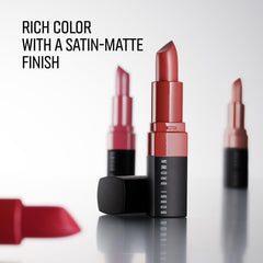 Crushed Lip Color ofrece textura hidratante para labios suavizados