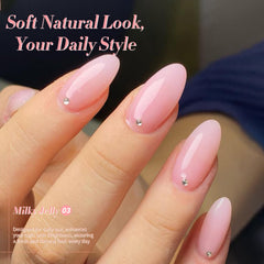 Born Pretty Gel Rosa Claro, muestra uñas con capas translúcidas para un aspecto natural.