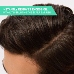 CeraVe Acondicionador, aplicación en ducha: acondiciona sin pesadez e hidrata puntas.