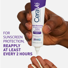 CeraVe loción con tecnología MVE para liberación gradual de hidratación.