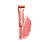 Charlotte Tilbury Glowgasm ofrece luz rosada suave en las mejillas para un glow natural