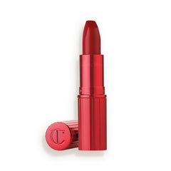 Charlotte Tilbury Matte Revolution: punta cuadrada para precisión y definición de labios