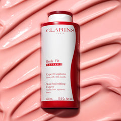 Enfoque en muslos y cintura con Contornos Definidos gracias a Clarins Body Fit.