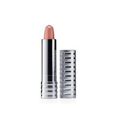 Clinique Barra Labios Centro 3D realza contorno de labios al instante.