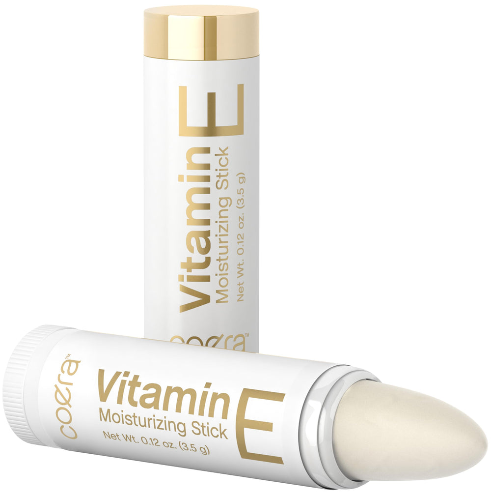 Coera Vitamina E Stick para labios, textura cremosa que hidrata al instante.