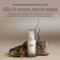 Colleen Rothschild Moisture Veil Silk Emulsion, enfoque en la textura seda, absorción rápida y sensación ligera.