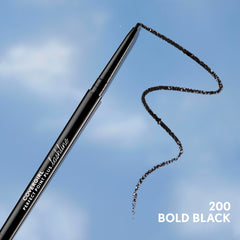 Aplicación suave y cremosa de CoverGirl Perfect Point Plus línea de pestañas para un delineado cómodo.