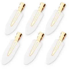 Pinza D sin pliegues en color blanco para uso diario, sin dejar marcas.
