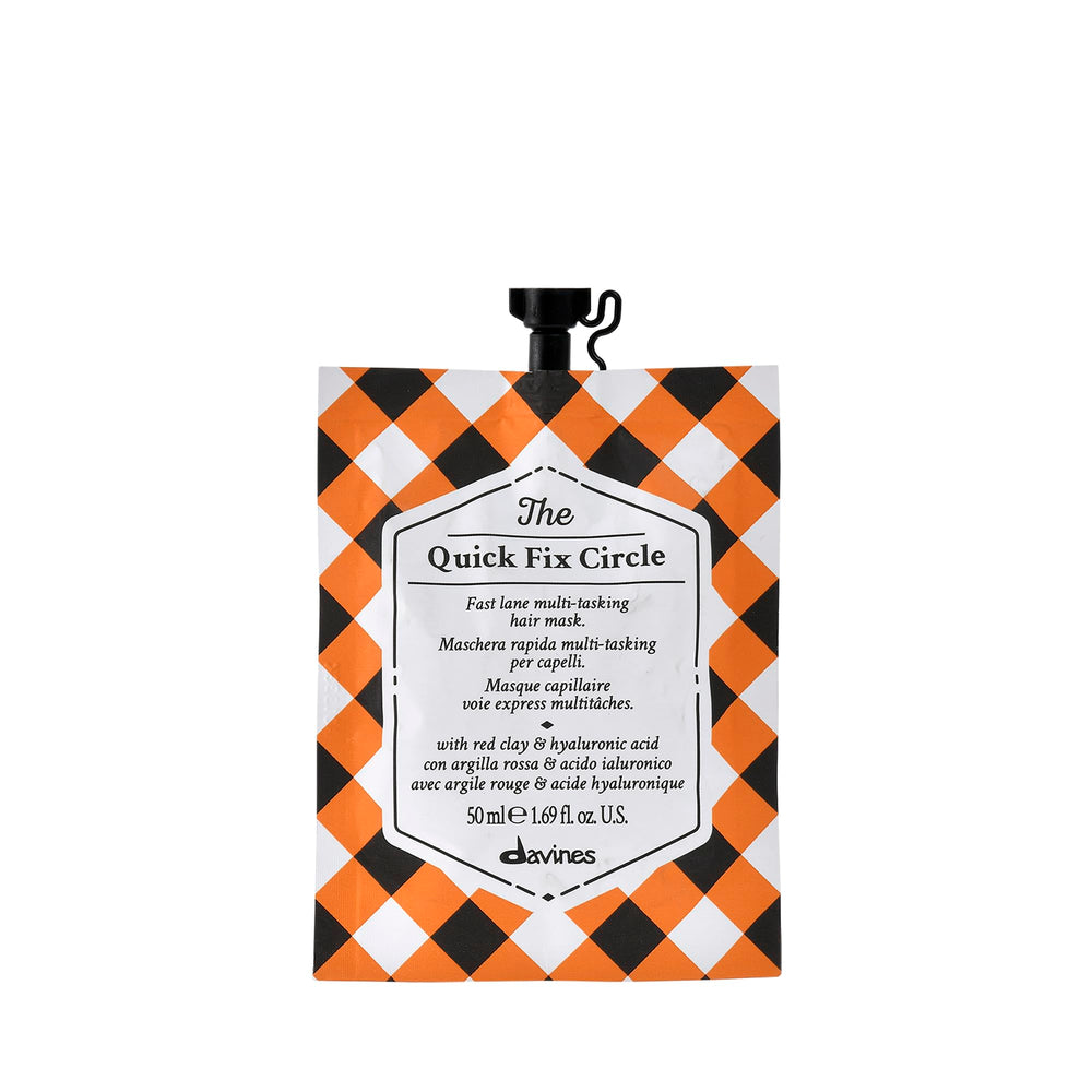 Davines The Quick Fix Circle, empaque compacto para cuidado capilar y viaje.