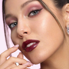 Depuplum barra de labios: textura cremosa e hidratante al aplicar.