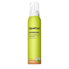DevaCurl SuperMousse textura coco para rizos definidos y nutridos