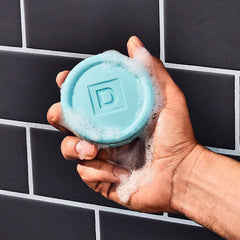 Duke Cannon Bar Soap Puck, espuma abundante, sensación de piel suave.