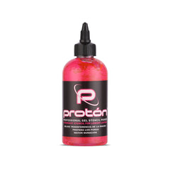 Dynamic Color Co Proton Primer rosado aplicado en piel para transferencia nítida