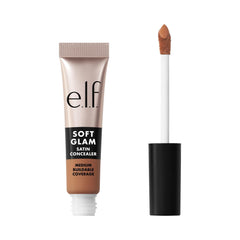 e.l.f. Soft Glam Satin Concealer en empaque compacto para viaje diario.
