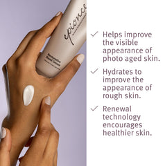 Epionce Crema Manos Restauradora: absorción inmediata y suavidad en las manos.