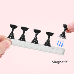 Imanes magnéticos Etercycle permiten fijar uñas de forma segura durante la práctica.