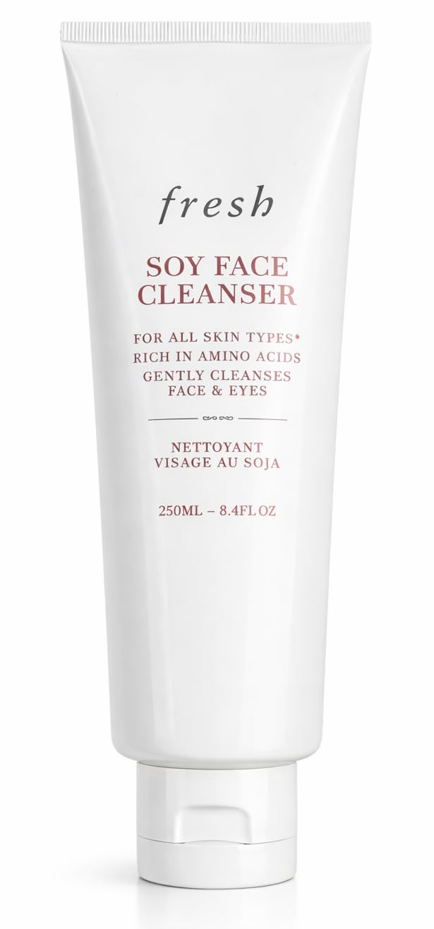 Fresh Soy Face Cleanser: botella de 250 mL para limpieza diaria sin resecar la piel.
