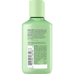 Garnier Fructis Fortalecimiento: primer plano de la textura del cabello para notar reparación.