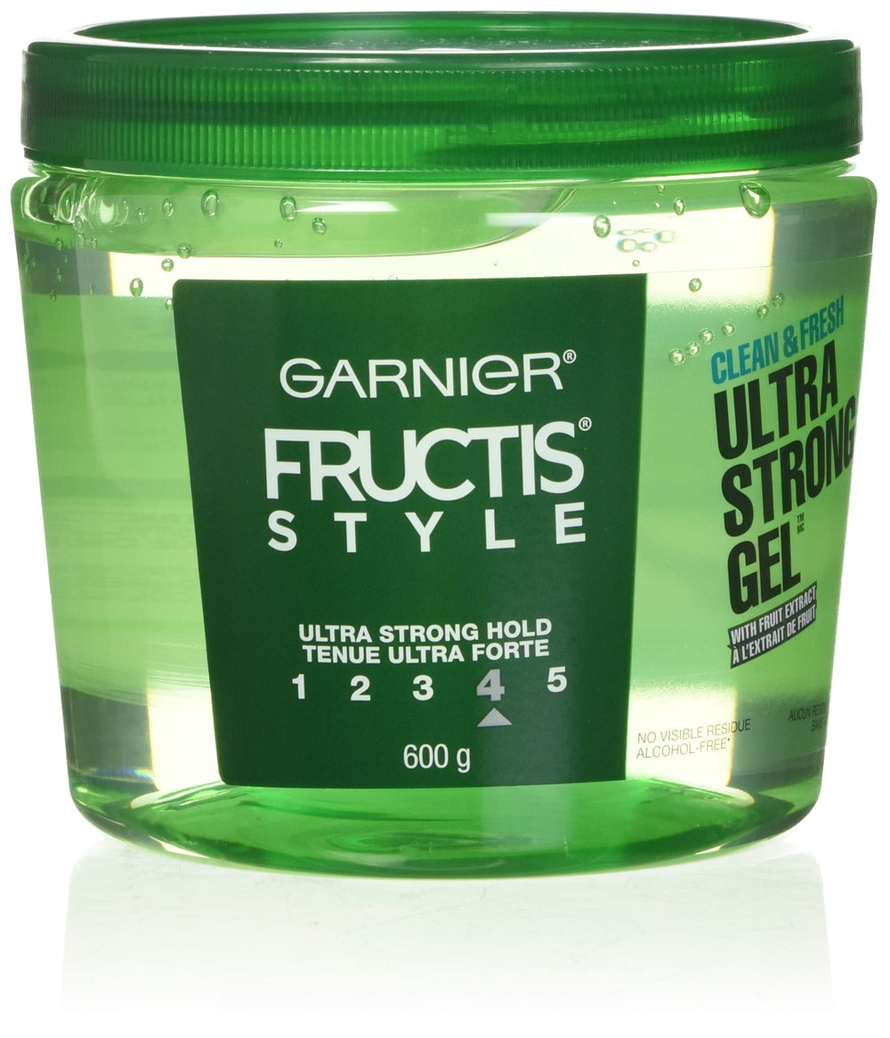 Garnier Fructis Style Gel Ultra Firme con textura lisa para peinado duradero.