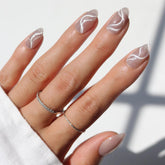 Glamnetic x GLAMZILLA WOO-MAN gris almendra con efecto Cat Eye de terciopelo