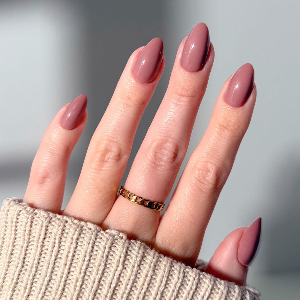 Glamnetic Obsesión Malva: uñas postizas en almendra con tono suave y elegante
