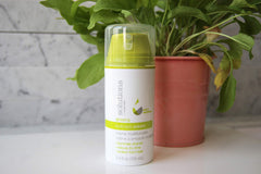 GREAT CLIPS Glossing Multi-Task Cream protege contra calor y daño solar.