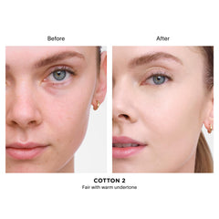 Hourglass Vanish Airbrush Concealer aplicando debajo de ojos para cubrir ojeras.
