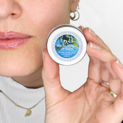 Inis bálsamo labial, aplicación diaria suave para labios hidratados.