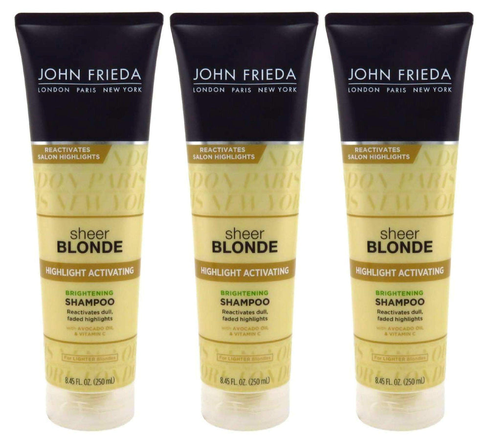 John Frieda champú activador para rubios: botella en baño lista para usar