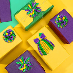 Junebrushs lazo Mardi Gras para coletas, colores vivos que inspiran looks festivos.