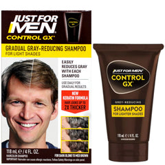 Textura cremosa de Just for Men Control GX facilita masaje y limpieza.