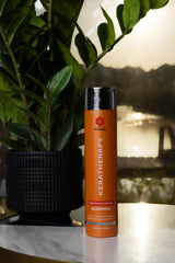 KERATHERAPY Color Protect Shampoo, espuma densa para limpieza suave.
