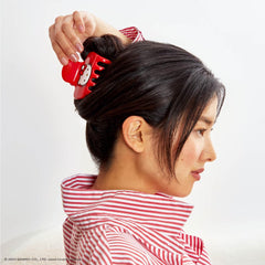 Material reciclado de Kitsch Hello Kitty, accesorio consciente con estilo