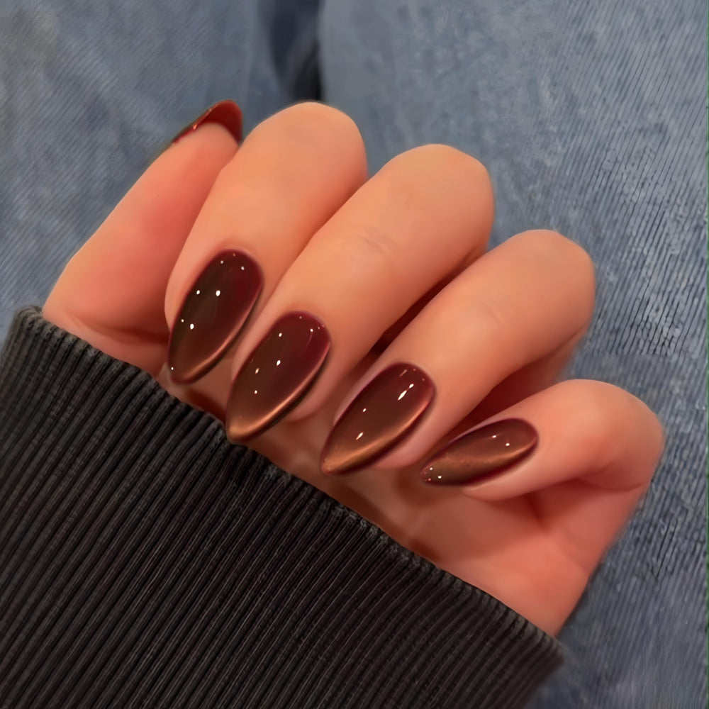 Uñas KQueenest cat-eye marrón cálido para estilo elegante y duradero