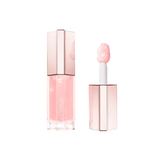 Lancôme Lip Idôle JuicyTreat ofrece brillo instantáneo e hidratación duradera.