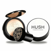 Loobexery Hush con esponja hongo para aplicación suave y rápida en piel madura.