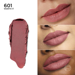Aplicación suave de Colour Riche Blurred Matte para labios definidos