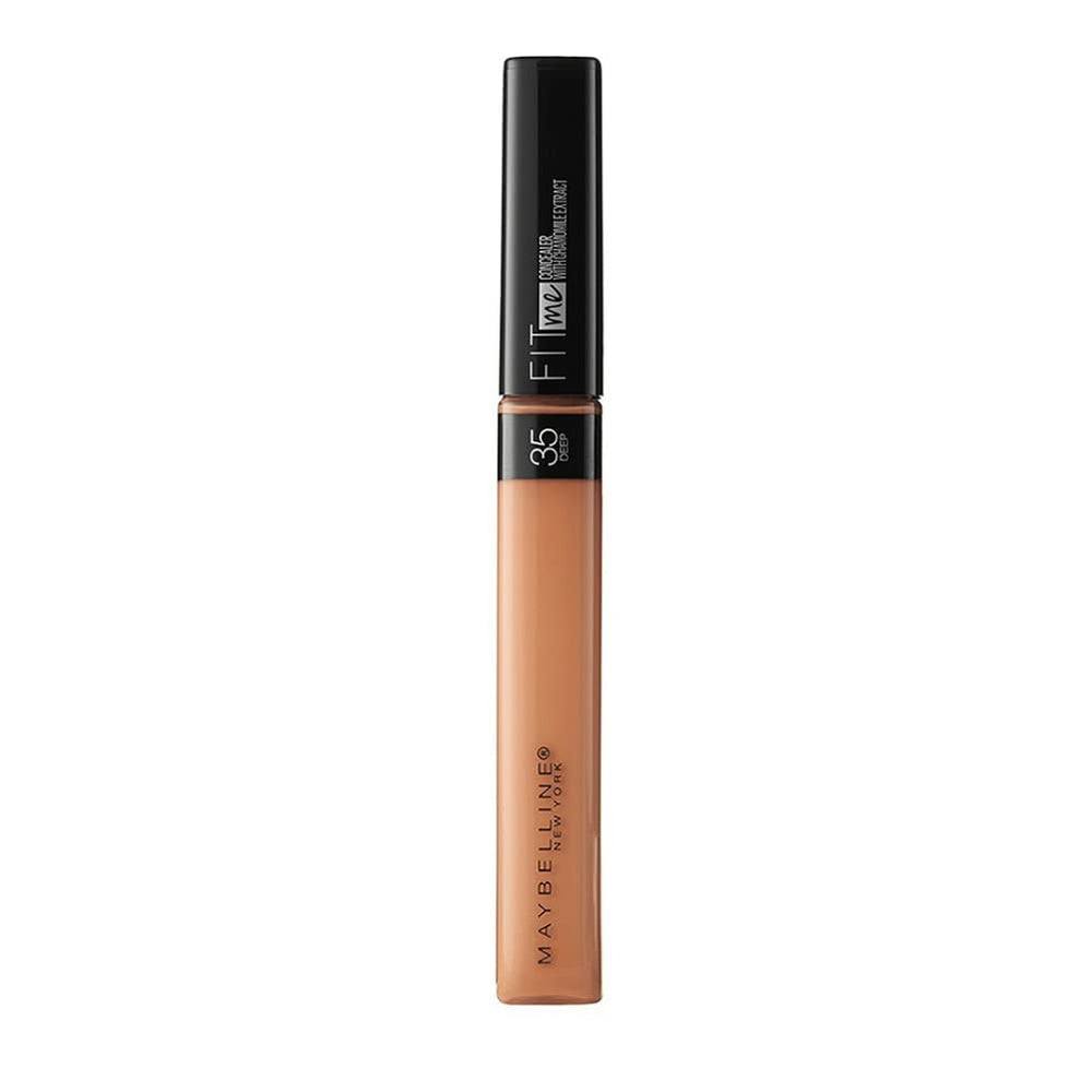 Corrector Maybelline Fit Me, tubo y aplicador; cobertura natural para tono uniforme.