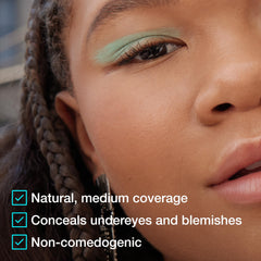 Textura ligera de Maybelline Fit Me Corrector líquido para acabado natural.