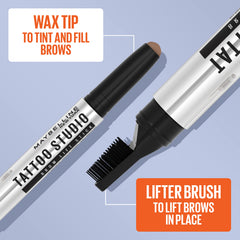 Maybelline TattooStudio Brow Lift Stick, tono suave que ofrece acabado teñido y duradero.