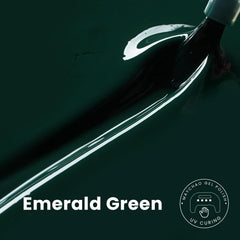 MAYCHAO gel esmeralda, brocha suave para una aplicación uniforme.